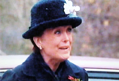 A HOLIDAY TO REMEMBER (CBS-TVM 12/12/95) - Image 4