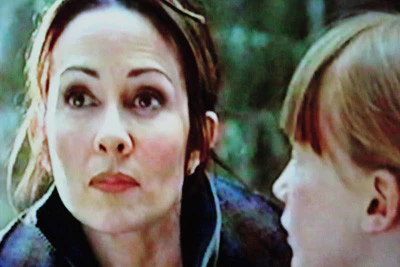 A TOWN WITHOUT CHRISTMAS (CBS-TVM 12/16/01) - Image 7
