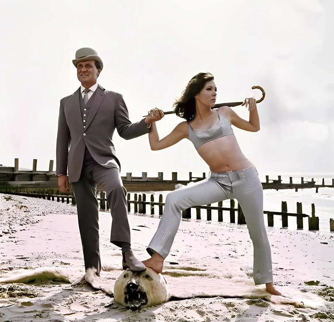 AVENGERS, THE (UK 1961-1969) RETAIL QUALITY!!! Patrick Macnee, Diana Rigg, Honor Blackman, Linda Thorson - Image 3
