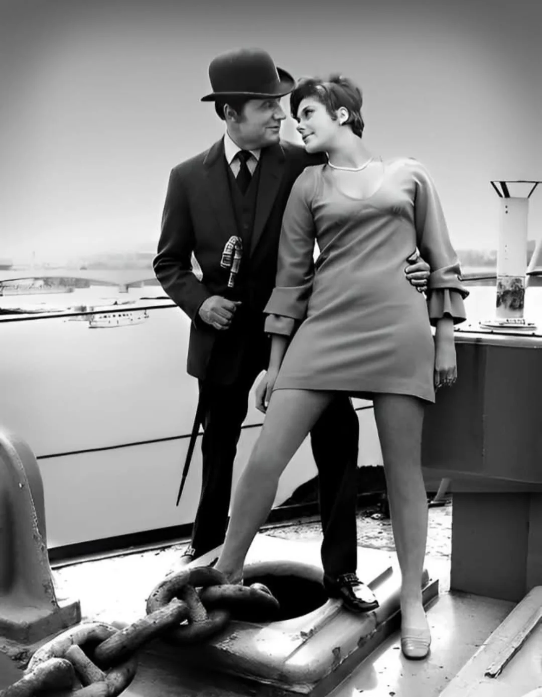 AVENGERS, THE (UK 1961-1969) RETAIL QUALITY!!! Patrick Macnee, Diana Rigg, Honor Blackman, Linda Thorson - Image 8