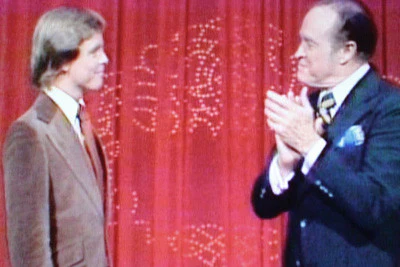BOB HOPE ALL STAR CHRISTMAS COMEDY SPECIAL (NBC 12/15/77) - Image 3