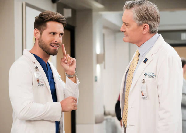 CAROL’S SECOND ACT (CBS 2019-2020) BROADCAST QUALITY!!! Patricia Heaton, Lucas Neff, Jean-Luc Bilodeau, Kyle MacLachlan, Cedric Yarbrough, Sabrina Jalees, Ashley Tisdale, Ito Aghayere - Image 7