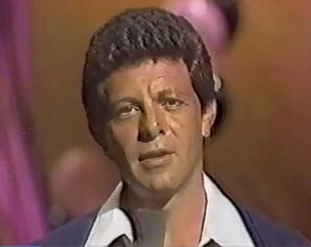DINAH! CAST FROM THE MOVIE GREASE (SYN 6/16/1978) - Image 7