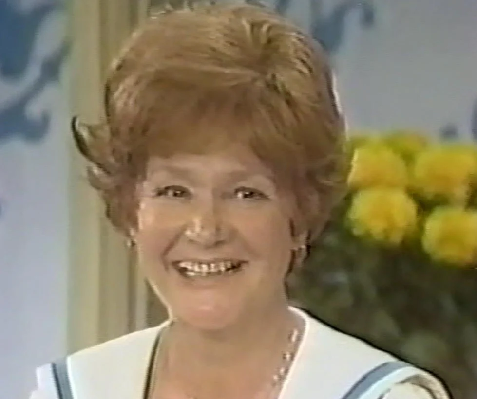 DINAH! CAST FROM THE MOVIE GREASE (SYN 6/16/1978) - Image 8
