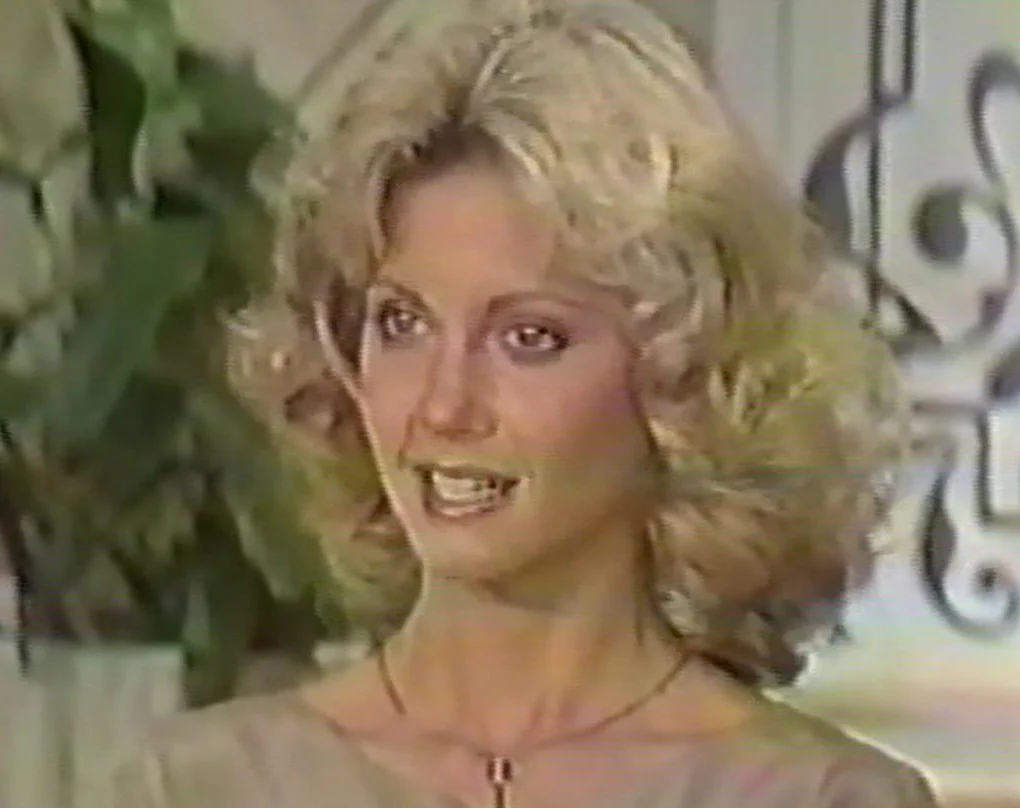 DINAH! CAST FROM THE MOVIE GREASE (SYN 6/16/1978) - Image 9