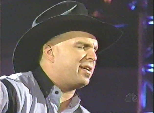 GARTH BROOKS DOUBLE LIVE (NBC 11/18/98 - WEST COAST VERSION) - Image 8