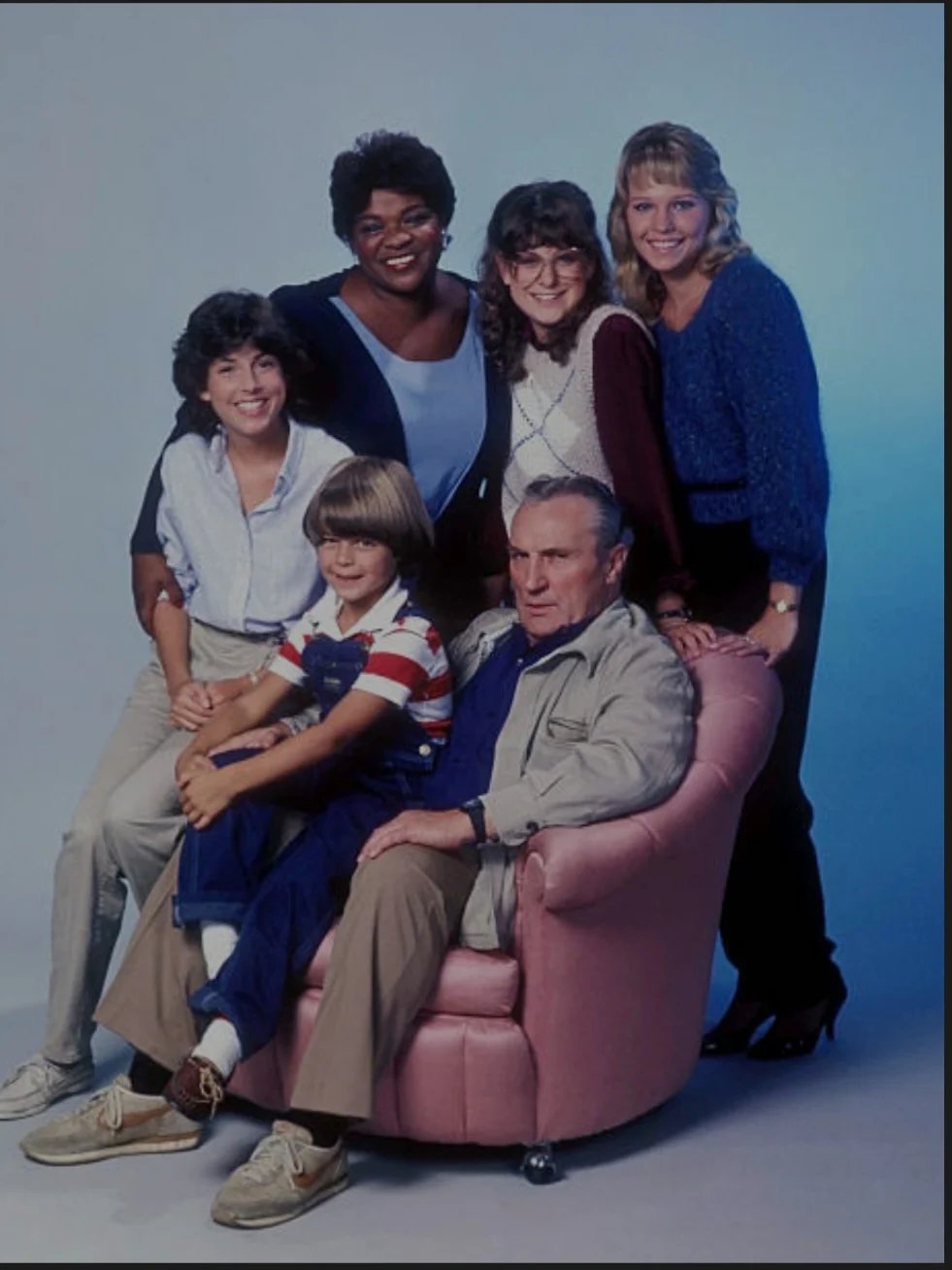 GIMME A BREAK! - THE 4 CHRISTMAS EPISODES (NBC 1983-1986) Nell Carter, Joey Lawrence, Telma Hopkins, Dolph Sweet, Kari Michaelsen, Lauri Hendler, Lara Jill Miller, Howard Morton, John Hoyt, Matthew Lawrence, Rosie O'Donnell, Paul Sand - Image 2