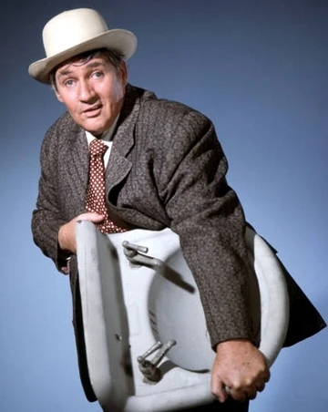 GREEN ACRES - THE COMPLETE SERIES + BONUS MOVIE & EXTRAS!!! (CBS 1965-1971) RETAIL QUALITY!!! Eddie Albert, Eva Gabor, Pat Buttram, Tom Lester, Frank Cady, Alvy Moore, Mary Grace Canfield, Sid Melton, Hank Patterson - Image 6