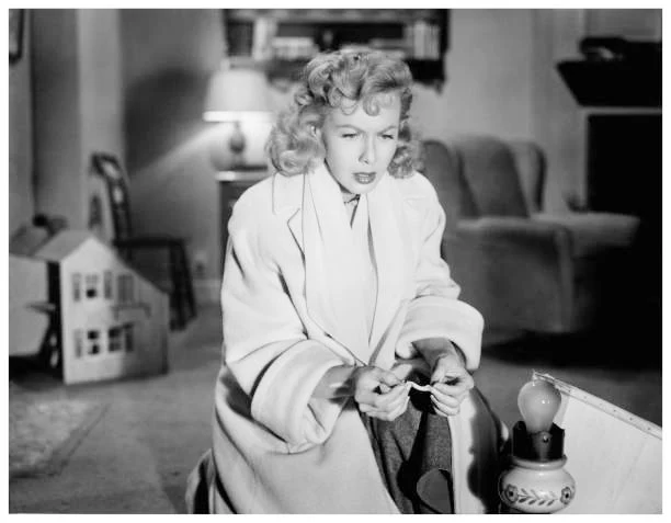 INCREDIBLE SHRINKING MAN, THE (1957) EXCELLENT QUALITY!!! Grant Williams, Randy Stuart, Paul Langton, Raymond Bailey, William Schallert - Image 4