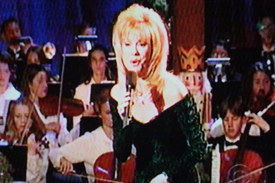 KATHIE LEE: CHRISTMAS EVERY DAY (CBS 12/11/98) - Image 9