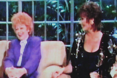 LATE SHOW STARRING JOAN RIVERS - EPISODE 16 (FOX 11/11/86) First Lady Nancy Reagan, Lucille Ball, Michele Lee - Image 6