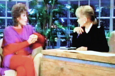 LATE SHOW STARRING JOAN RIVERS - EPISODE 24 (FOX 11/11/86) Tom Jones, Michele Lee, Klaus Maria Brandauer, Eleanor Smeal - Image 6