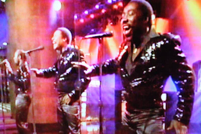 LATE SHOW, THE (FOX 9/1/87) Guest host: Jonathon Brandmeier, The O'Jays, Herve Villechaize, Kelly McDonald, Little Rockin' Ricky Roco - Image 7