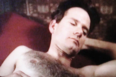 LOVE LETTER, THE (CBS-TVM 11/28/99) Campbell Scott, Jennifer Jason Leigh, David Dukes, Estelle Parsons, Daphne Ashbrook - Image 9