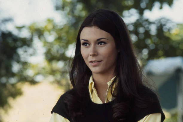 SATAN'S SCHOOL FOR GIRLS (ABC-TVM 9/19/73) Kate Jackson, Cheryl Ladd, Pamela Franklin, Lloyd Bochner, Jo Van Fleet - Image 2