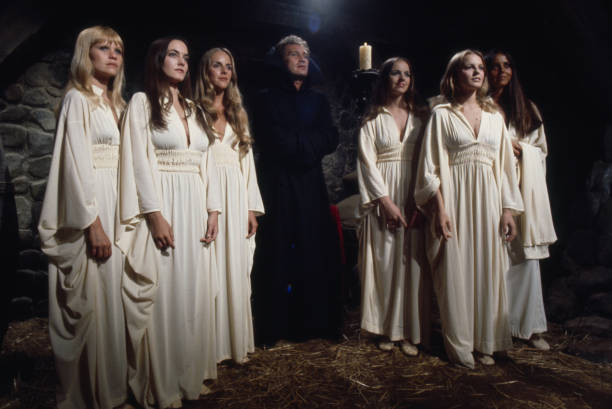 SATAN'S SCHOOL FOR GIRLS (ABC-TVM 9/19/73) Kate Jackson, Cheryl Ladd, Pamela Franklin, Lloyd Bochner, Jo Van Fleet - Image 7