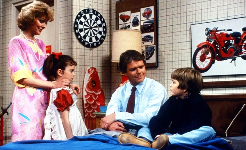 SMALL WONDER – THE COMPLETE SERIES (SYN 1985-89) VERY RARE!!! EXCELLENT QUALITY Tiffany Brissette, Dick Christie, Jerry Supiran, Edie McClurg, Marla Pennington - Image 3