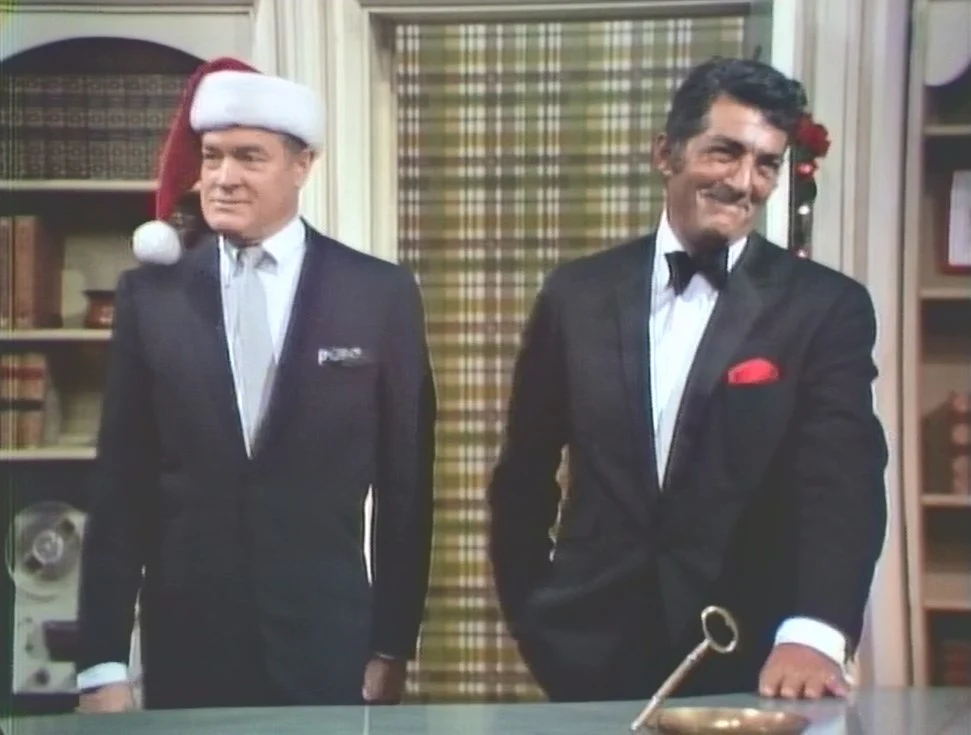 DEAN MARTIN CHRISTMAS SHOW, THE (NBC 12/19/68) Dean Martin, Bob Hope, Bob Newhart, Dom DeLuise, Dennis Weaver - Image 8