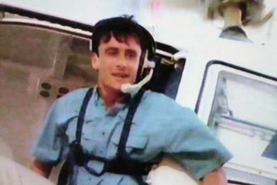 THE FLOOD: WHO WILL SAVE OUR CHILDREN? (NBC-TVM 10/10/93) - Image 4