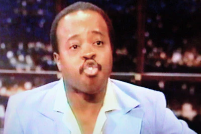 LATE SHOW, THE (FOX 9/2/87) Guest Host: Jonathon Brandmeier, Michael Talbott, Nicolette Sheridan, The Yellowjackets, Joel Brandon - Image 12