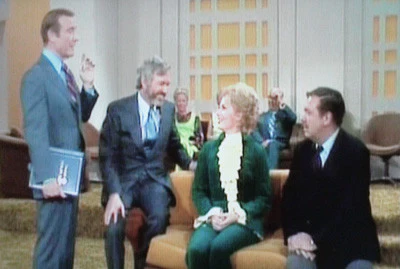THIS IS YOUR LIFE: SHIRLEY JONES (SYN 4/29/71) Raloh Edwards, Shirley Jones, David Cassidy, Jack Cassidy, Susan Dey, Richard Rogers, Danny Bonaduce,Jeremy Gelbwaks, Suzanne Cough Shaun Cassidy, Patrick Cassidy, Ryan Cassidy - Image 8