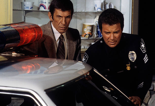 T.J. HOOKER - THE COMPLETE SERIES (ABC 1982-85 – CBS 1985-86) EXCELLENT QUALITY!!! William Shatner, Adrian Zmed, Heather Locklear, James Darren, Lee Bryant, Richard Herd, Thomas Jefferson - Image 5