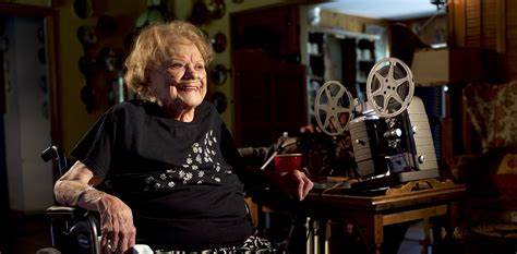 WAIT FOR YOUR LAUGH (BIO/DOC 2017) ROSE MARIE - Image 3