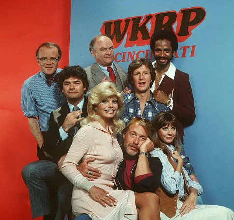 WKRP IN CINCINNATI: THE COMPLETE SERIES (CBS 1978-82) Loni Anderson, Howard Hesseman, Gordon Jump, Gary Sandy, Tim Reid, Richard Sanders, Jan Smithers, Frank Bonner - Image 2